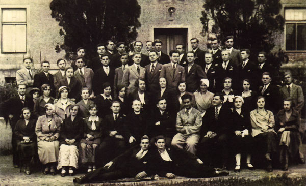 75leciechoru_01.jpg 75leciechoru_01.jpg