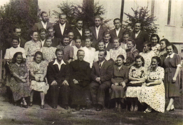 75leciechoru_03.jpg 75leciechoru_03.jpg